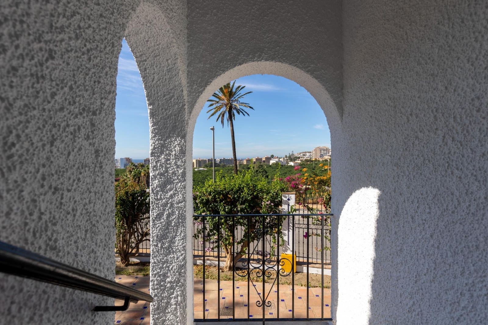 8 bedroom Villa for sale in Almunecar with pool - € 1,250,000 (Ref: 8595410)