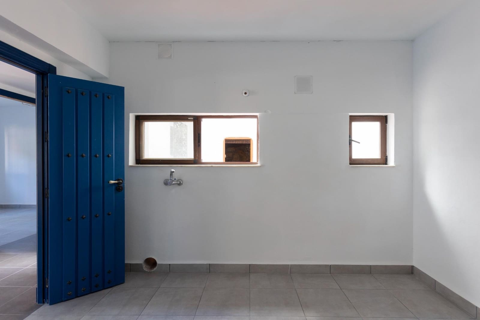 8 bedroom Villa for sale in Almunecar with pool - € 1,250,000 (Ref: 8595410)