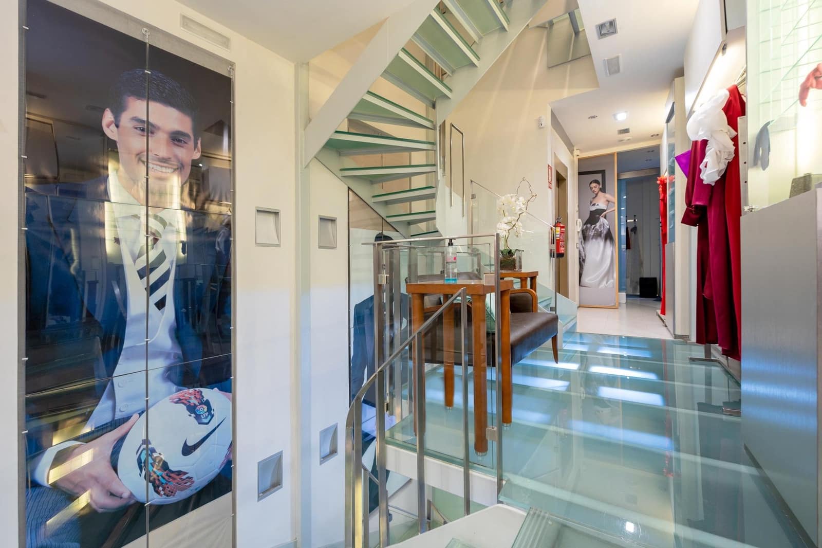 Commercieel te koop in Granada stad - € 820.000 (Ref: 8599748)