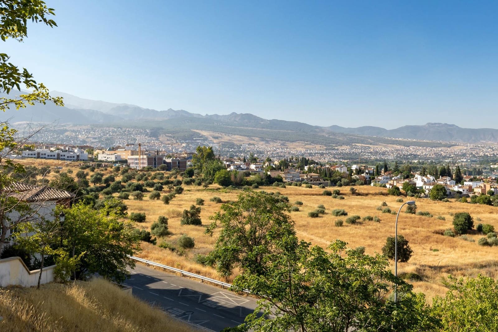 Byggegrund til salg i Granada by - € 204.000 (Ref: 8709323)