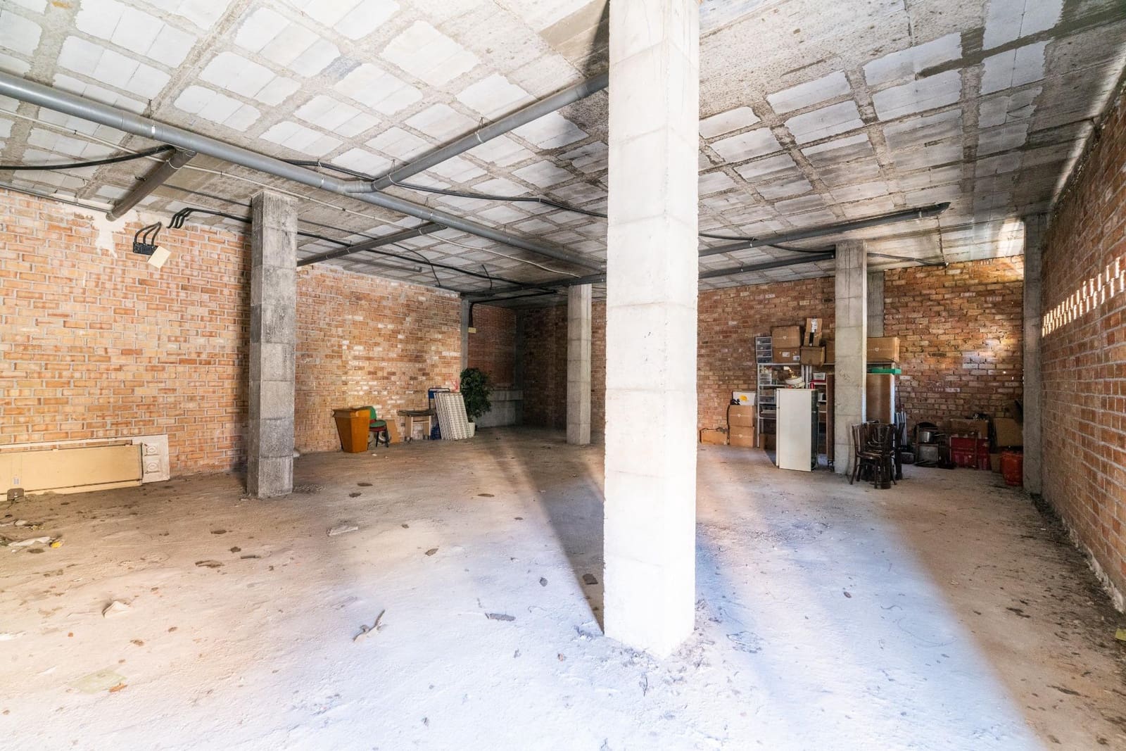 Comercial para venda em Granada cidade - 470 000 € (Ref: 8713368)