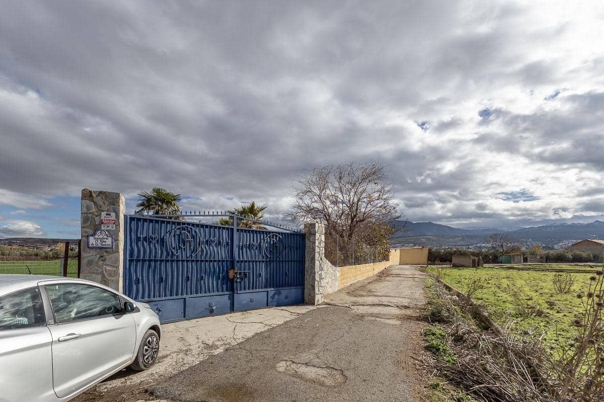 4 bedroom Villa for sale in La Zubia with garage - € 795,000 (Ref: 8715459)