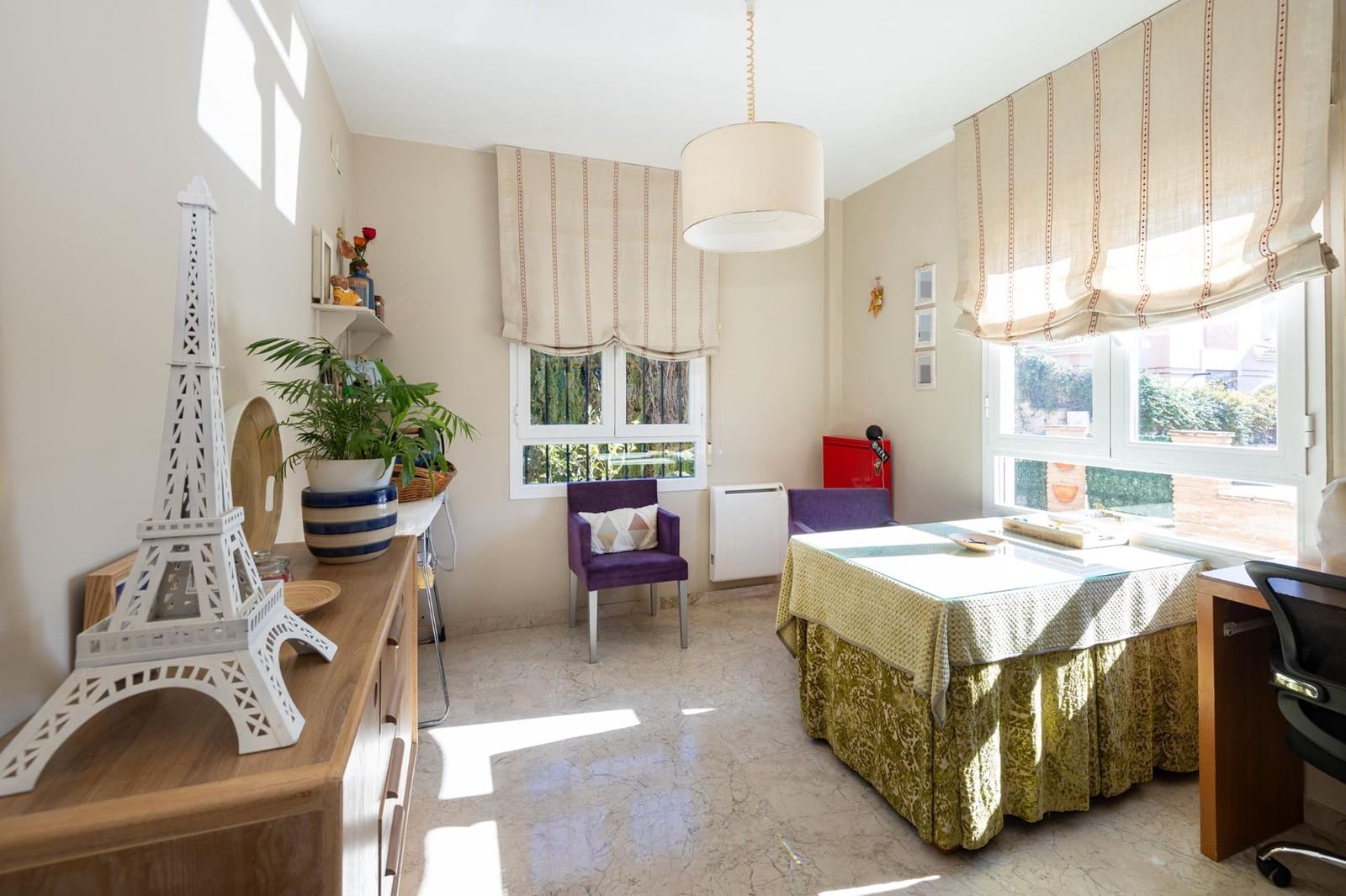 4 bedroom Villa for sale in Alhendin with pool garage - € 345,000 (Ref: 8783993)