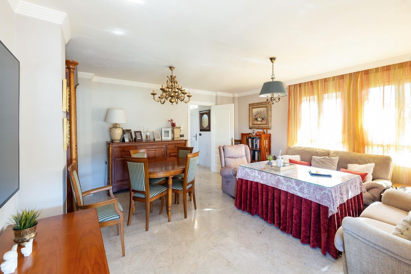 4 bedroom Villa for sale in Alhendin with pool garage - € 345,000 (Ref: 8783993)