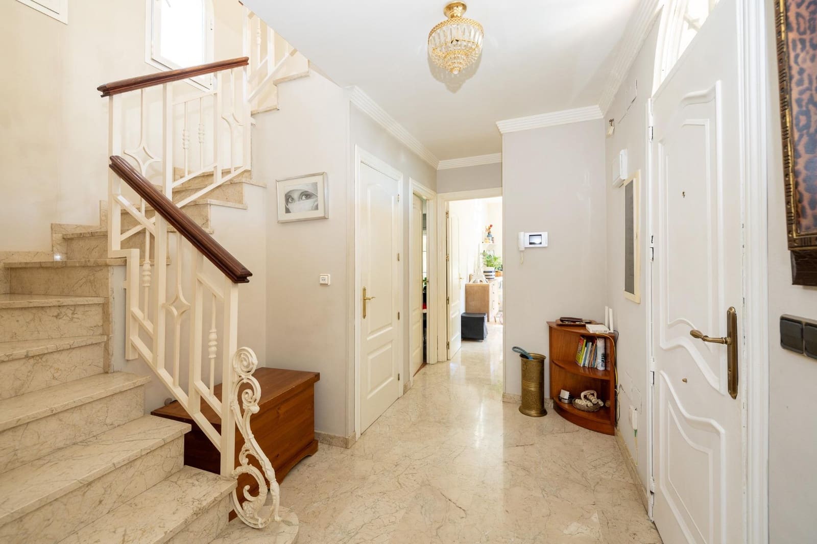 4 bedroom Villa for sale in Alhendin with pool garage - € 345,000 (Ref: 8783993)