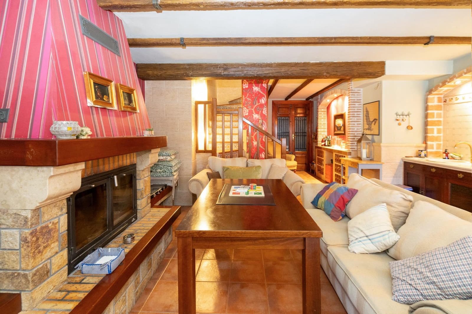 4 bedroom Villa for sale in Alhendin with pool garage - € 345,000 (Ref: 8783993)