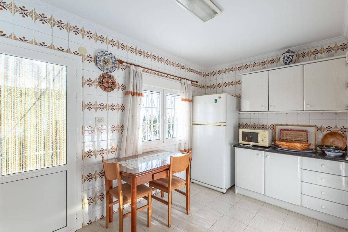 3 soverom Villa til salgs i Monachil med garasje - € 279 900 (Ref: 8792556)