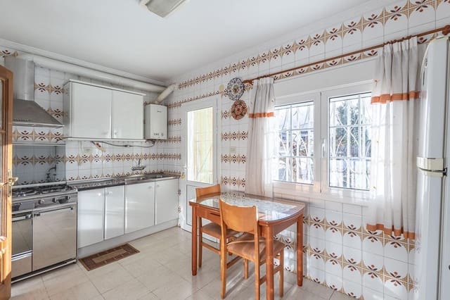 3 soverom Villa til salgs i Monachil med garasje - € 279 900 (Ref: 8792556)