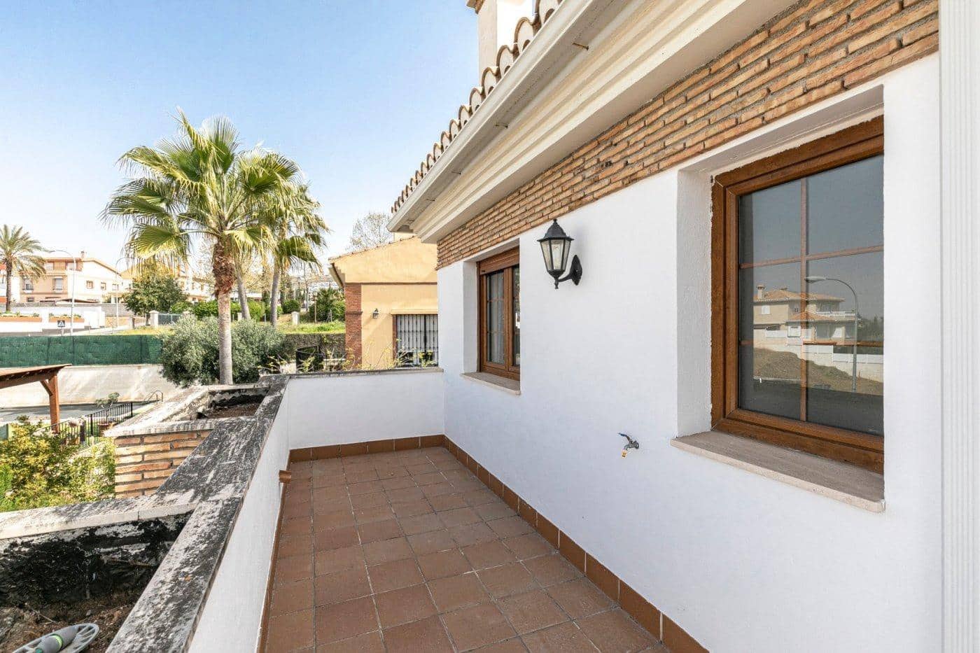 13 bedroom Villa for sale in Huetor Vega with pool garage - € 750,000 (Ref: 8792557)
