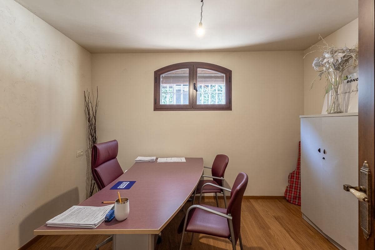 4 Zimmer Villa zu verkaufen in Ogijares mit Pool - 698.000 € (Ref: 8813080)