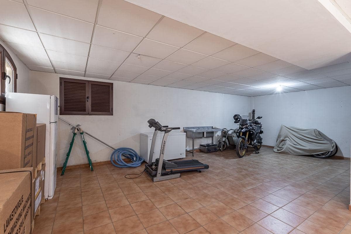 4 Zimmer Villa zu verkaufen in Ogijares mit Pool - 698.000 € (Ref: 8813080)