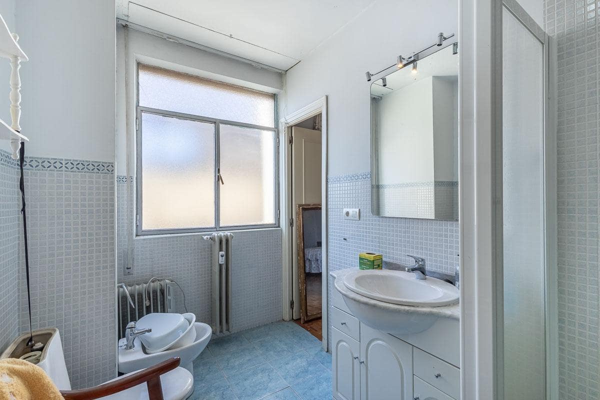 6 quarto Apartamento para venda em Granada cidade - 829 000 € (Ref: 8855081)