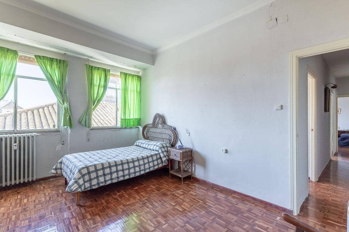 6 quarto Apartamento para venda em Granada cidade - 829 000 € (Ref: 8855081)