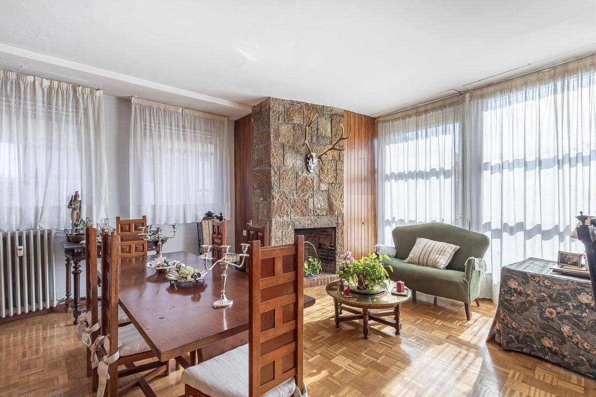 6 quarto Apartamento para venda em Granada cidade - 829 000 € (Ref: 8855081)