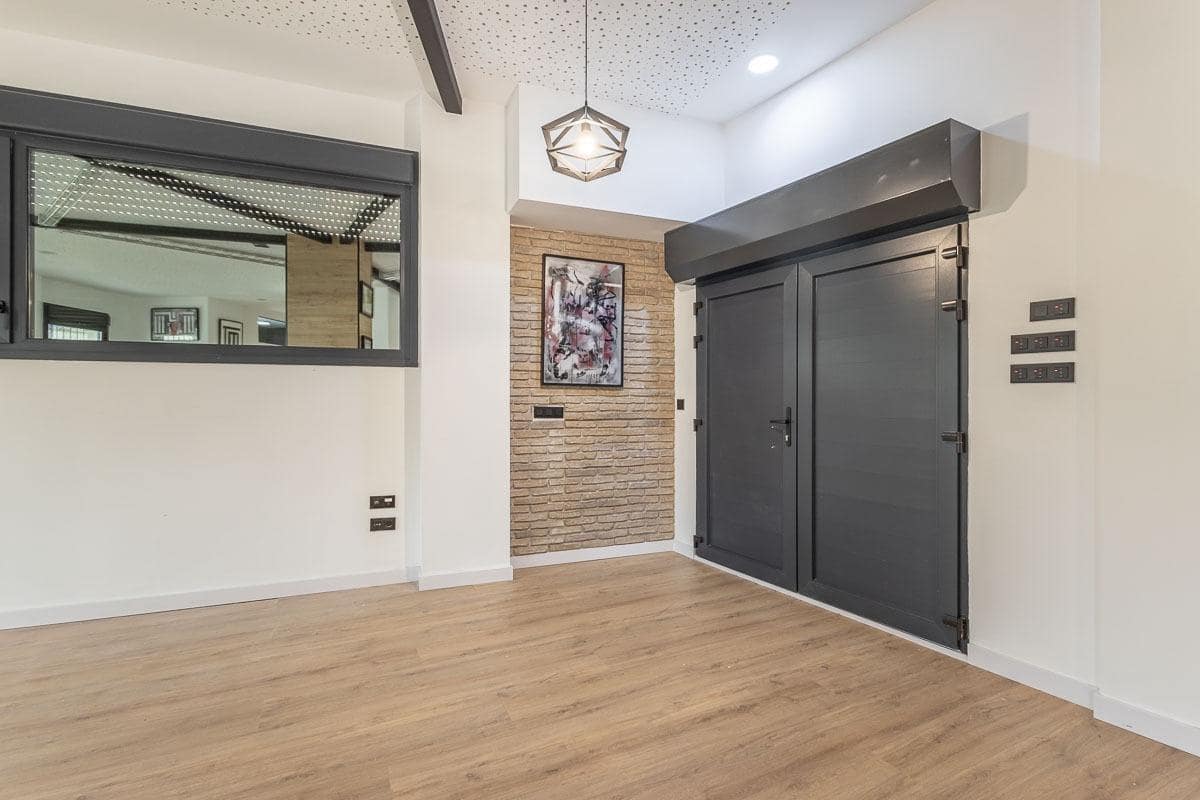 1 soverom Leilighet til salgs i Granada by - € 254 000 (Ref: 8880120)