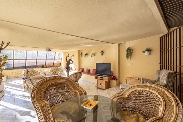 3 quarto Apartamento para venda em Centro, Granada cidade com piscina - 1 360 000 € (Ref: 8915342)