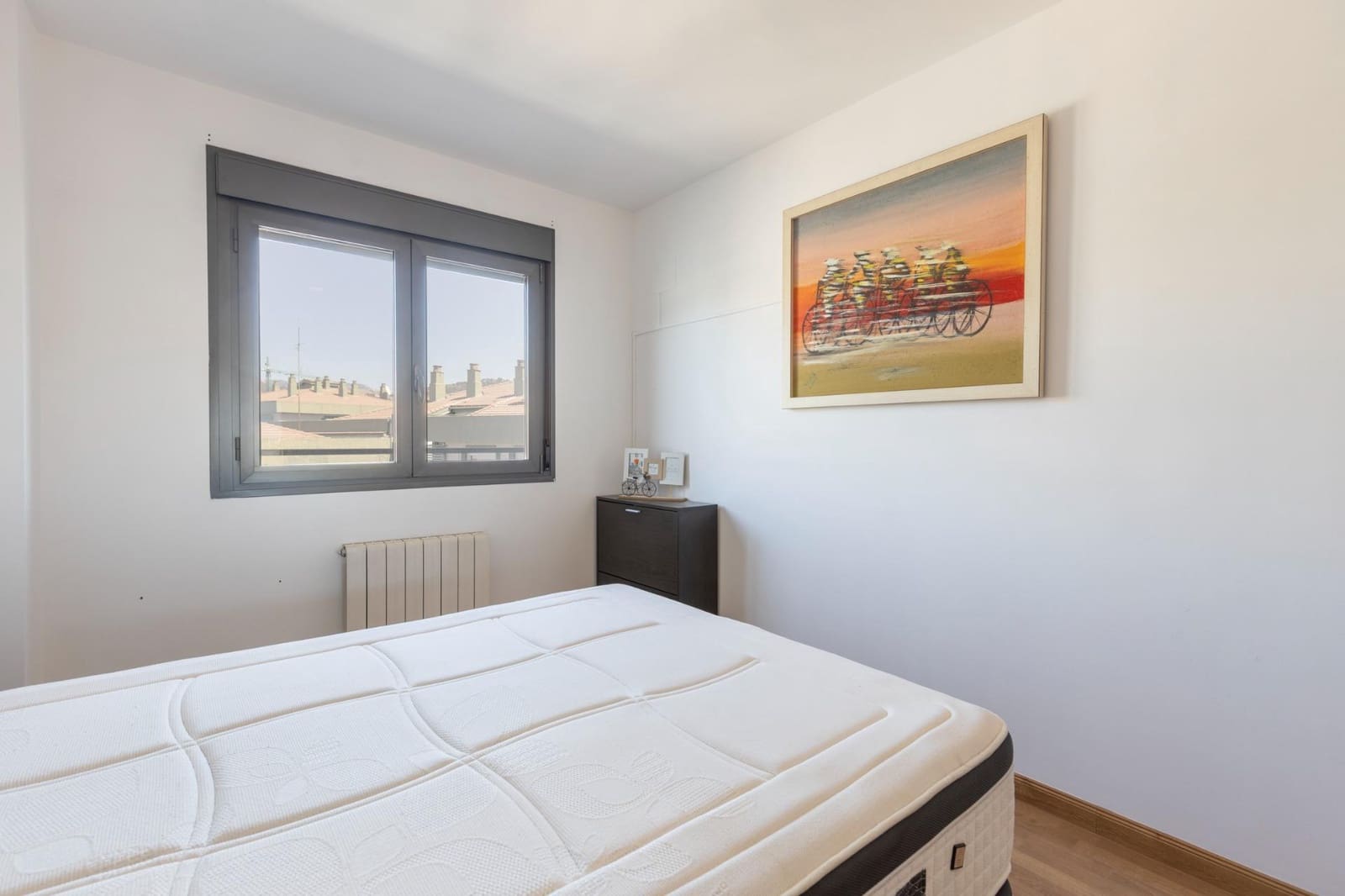 3 bedroom Flat for sale in Granada city with pool garage - € 595,000 (Ref: 8935059)