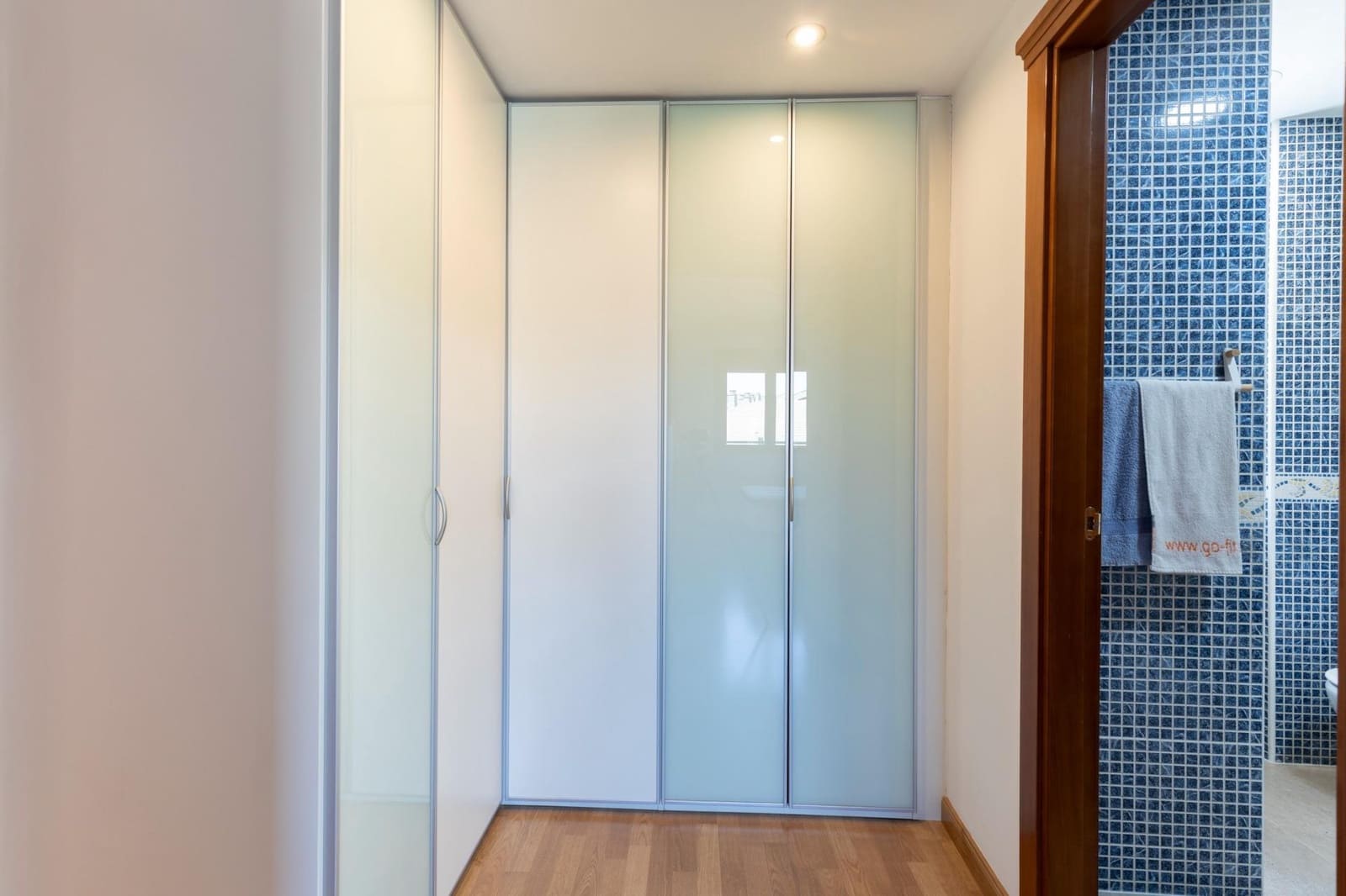 3 bedroom Flat for sale in Granada city with pool garage - € 595,000 (Ref: 8935059)