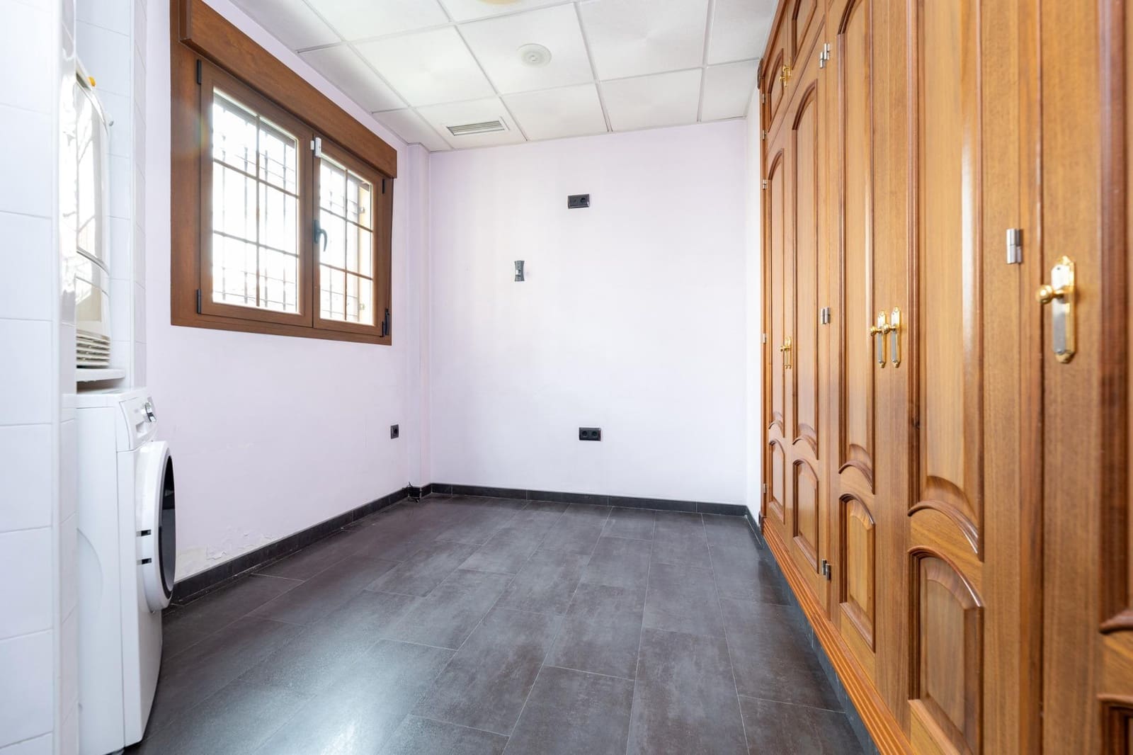 4 makuuhuone Rivitalo myytävänä paikassa Maracena mukana 
autotalli - 280 000 € (Ref: 8935060)