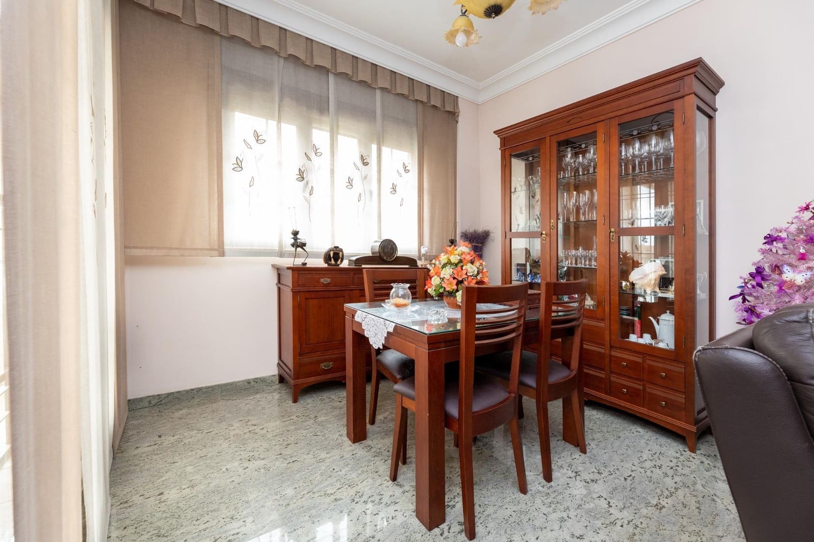 4 makuuhuone Rivitalo myytävänä paikassa Maracena mukana 
autotalli - 280 000 € (Ref: 8935060)