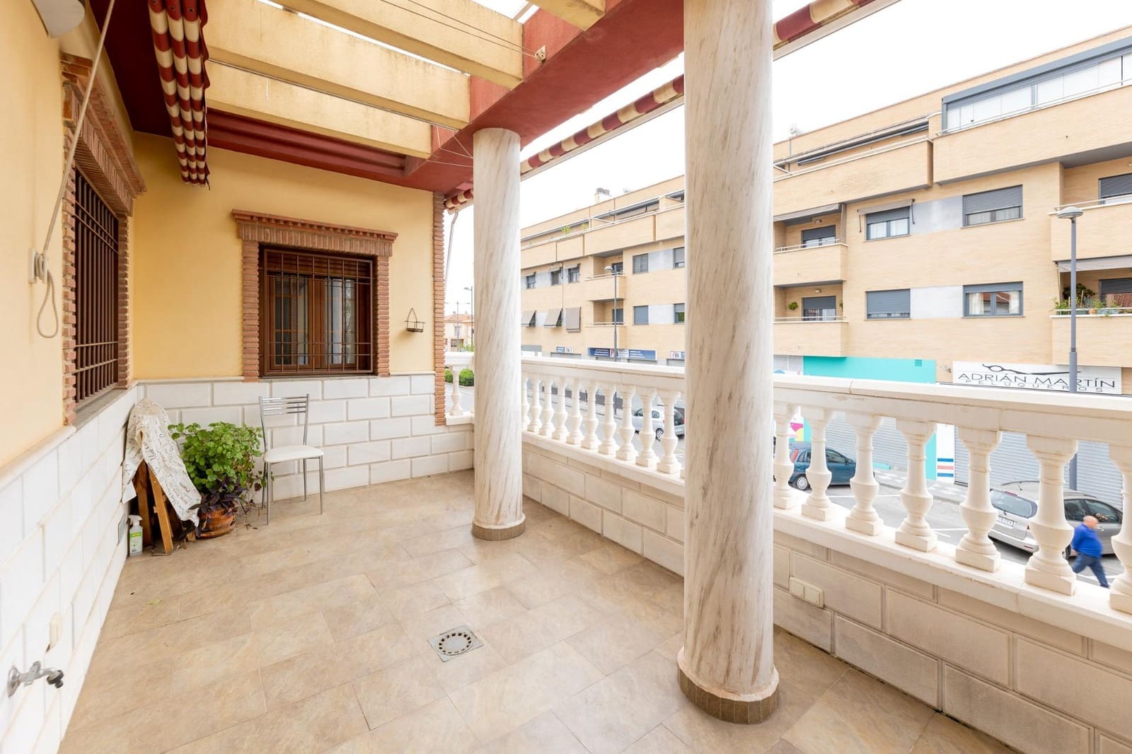 4 makuuhuone Rivitalo myytävänä paikassa Maracena mukana 
autotalli - 280 000 € (Ref: 8935060)