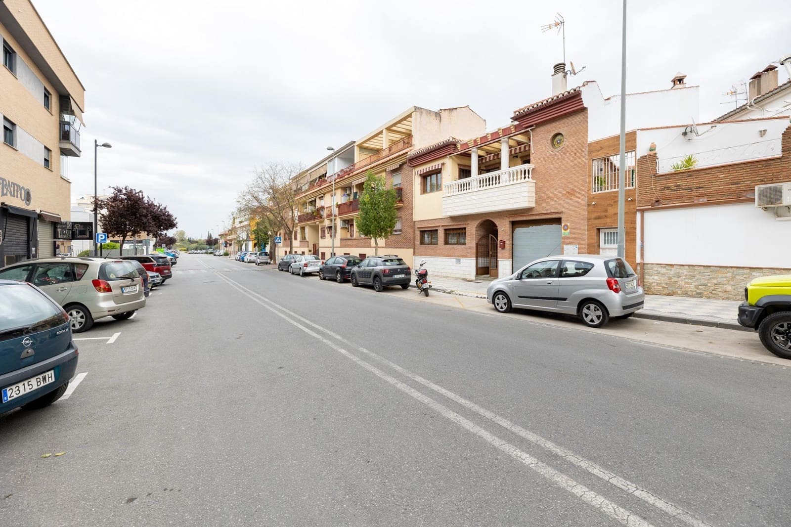 4 makuuhuone Rivitalo myytävänä paikassa Maracena mukana 
autotalli - 280 000 € (Ref: 8935060)