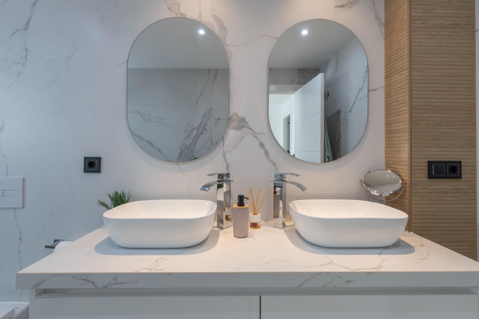 4 soveværelse Rækkehus til salg i Padul med swimmingpool garage - € 350.000 (Ref: 8946841)