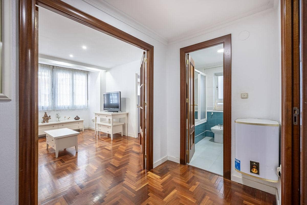 5 soveværelse Lejlighed til salg i Granada by - € 319.900 (Ref: 8948763)