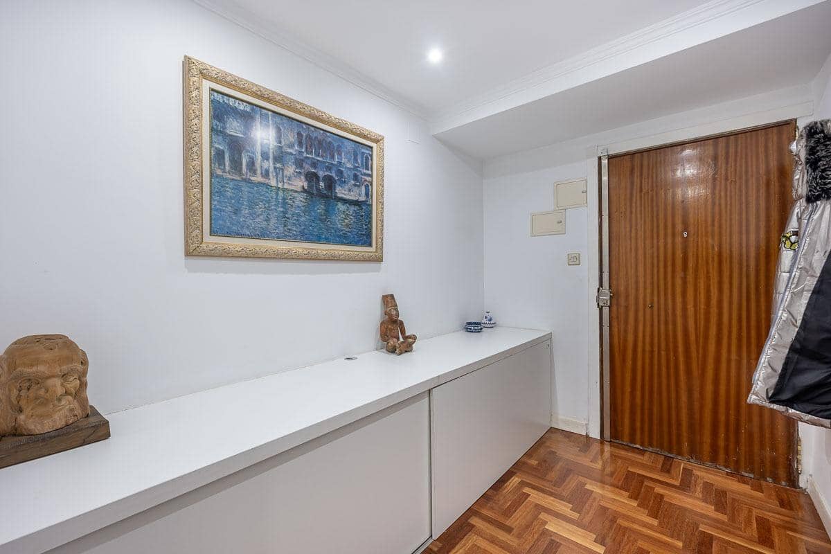 5 soveværelse Lejlighed til salg i Granada by - € 319.900 (Ref: 8948763)