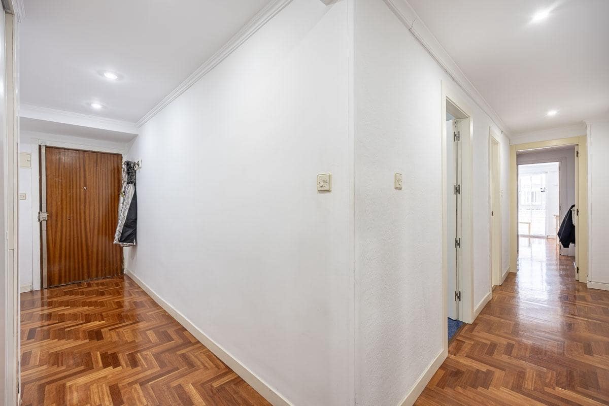 5 soveværelse Lejlighed til salg i Granada by - € 319.900 (Ref: 8948763)