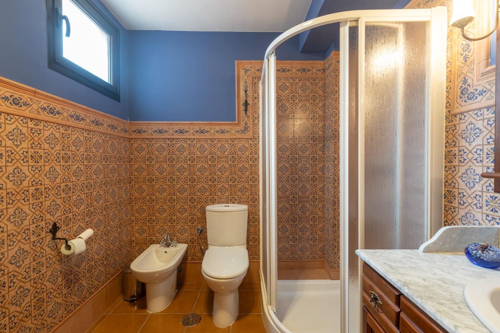 5 bedroom Villa for sale in Ogijares with pool garage - € 615,000 (Ref: 8992786)