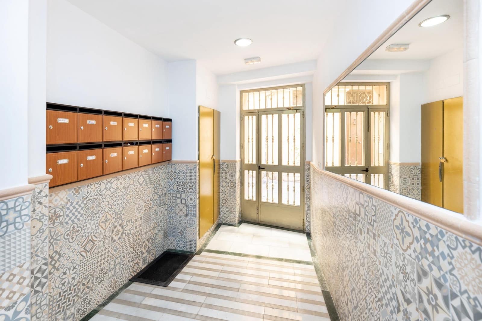 Estudio de 1 habitación en Granada ciudad en venta - 120.000 € (Ref: 9003436)