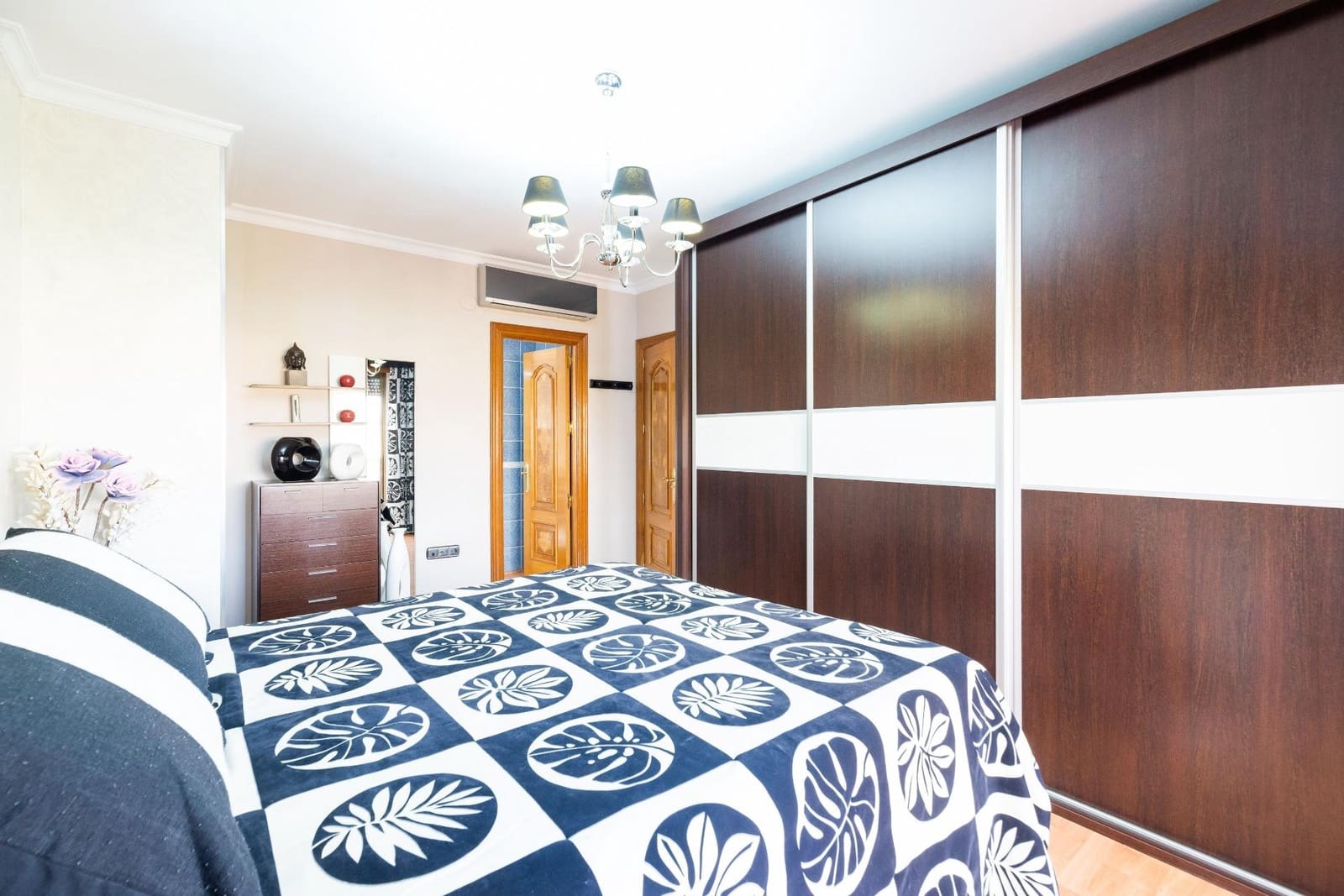 5 quarto Moradia Geminada para venda em Peligros - 330 000 € (Ref: 9014564)