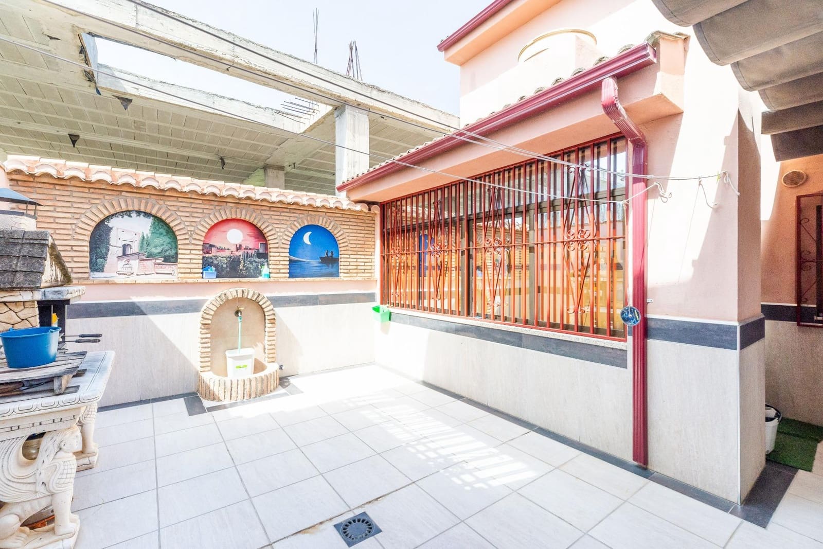 5 quarto Moradia Geminada para venda em Peligros - 330 000 € (Ref: 9014564)