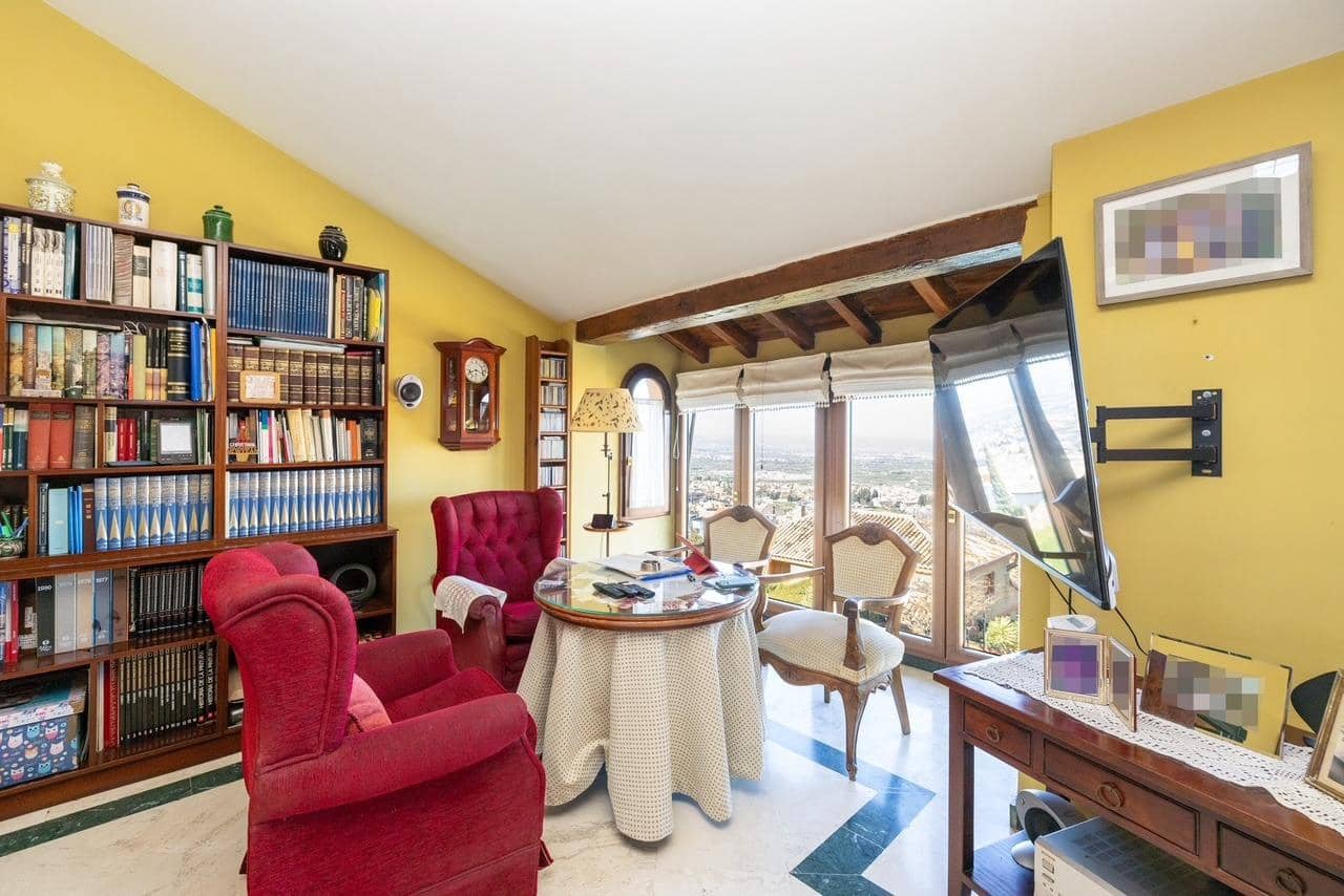 4 bedroom Villa for sale in Monachil with pool garage - € 695,000 (Ref: 9020769)