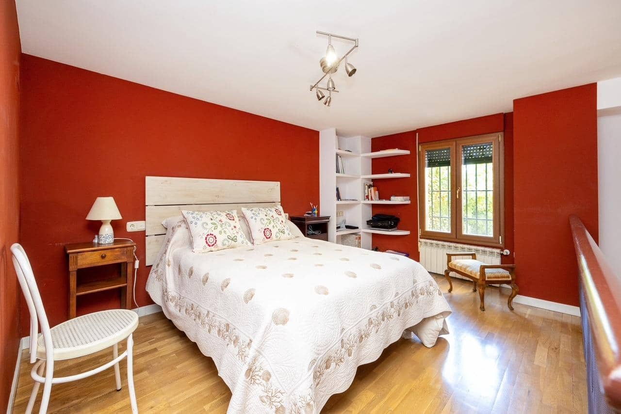 4 bedroom Villa for sale in Monachil with pool garage - € 695,000 (Ref: 9020769)