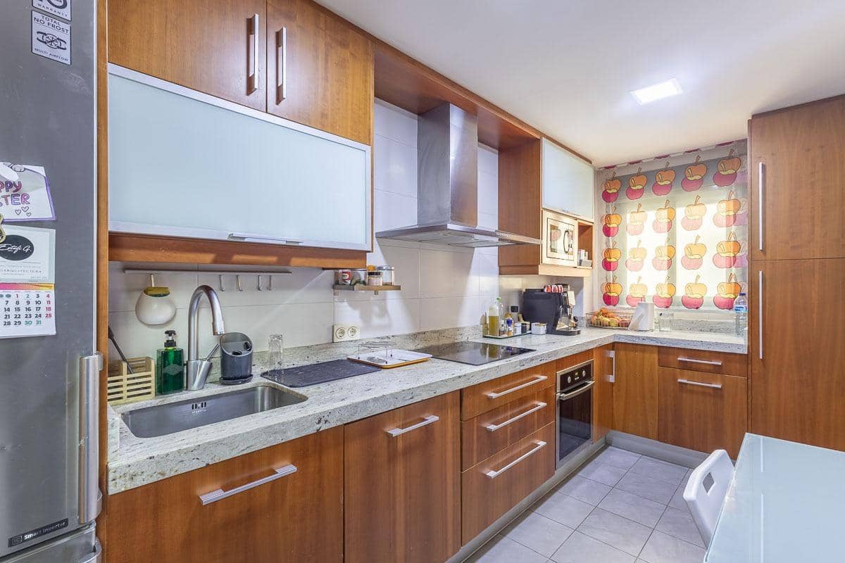 4 sovrum Radhus till salu i Armilla med garage - 405 000 € (Ref: 9033199)