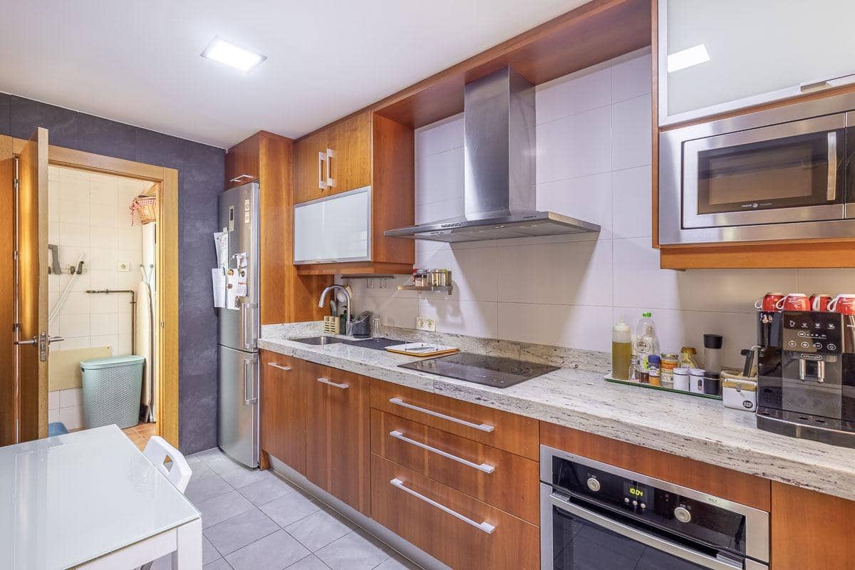 4 sovrum Radhus till salu i Armilla med garage - 405 000 € (Ref: 9033199)