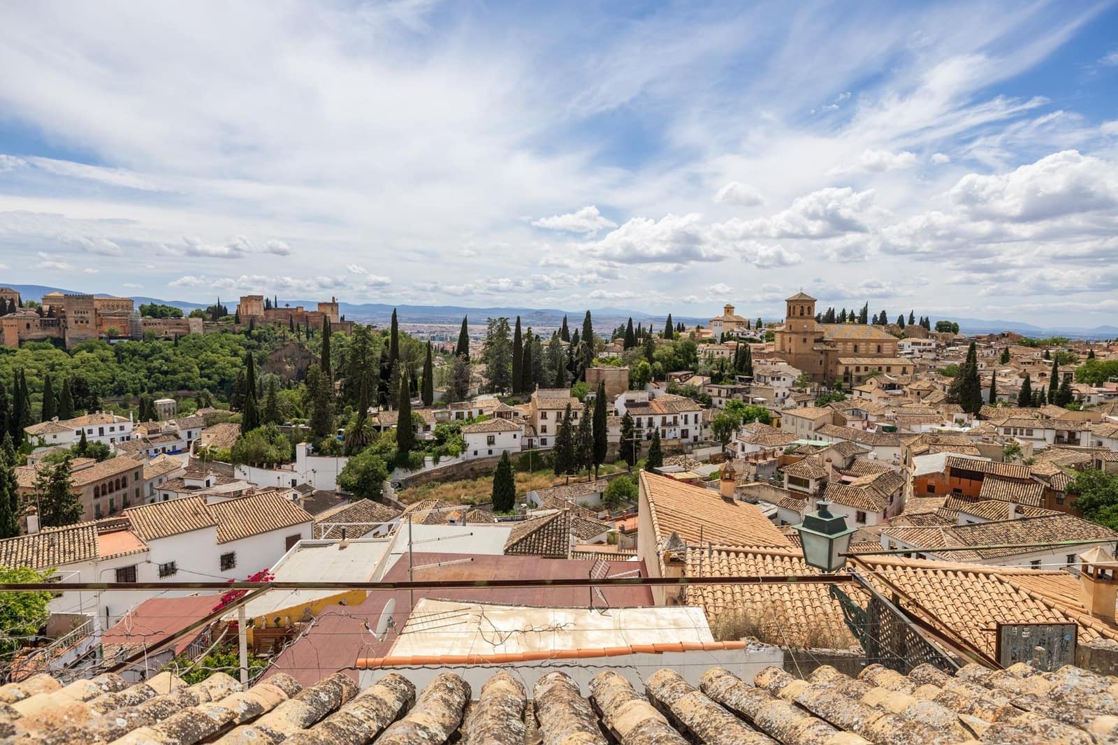 2 soveværelse Byhus til salg i Granada by - € 379.000 (Ref: 9035971)