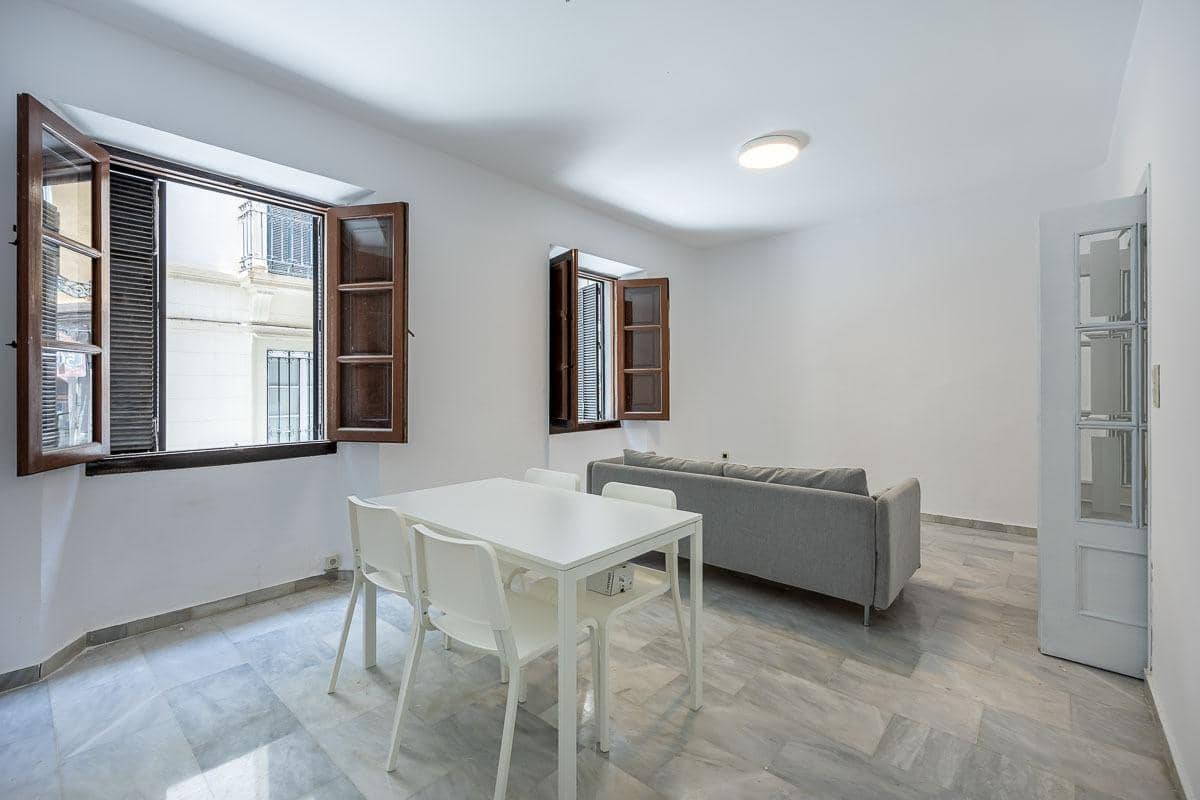 3 slaapkamer Flat te koop in Granada stad - € 279.000 (Ref: 9059644)