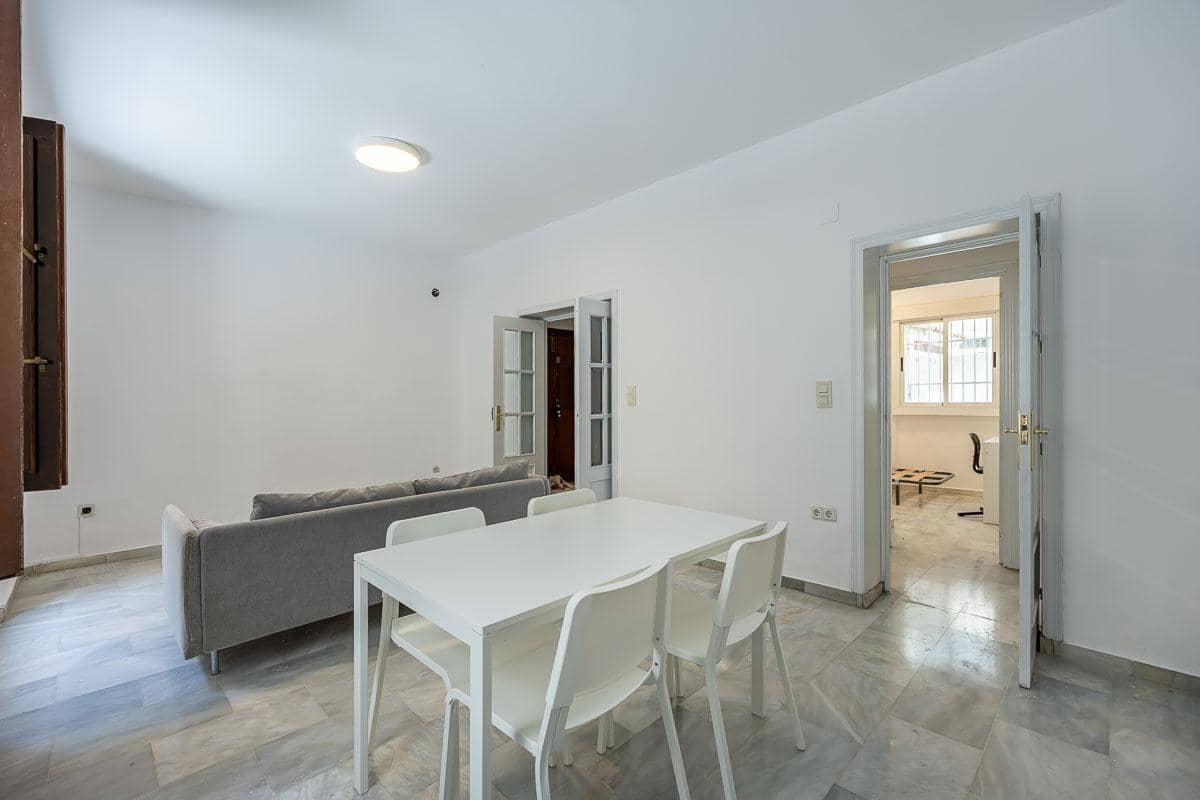 3 slaapkamer Flat te koop in Granada stad - € 279.000 (Ref: 9059644)