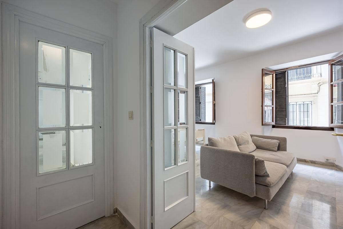 3 slaapkamer Flat te koop in Granada stad - € 279.000 (Ref: 9059644)