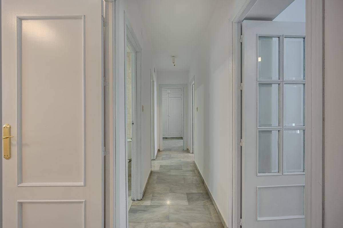 3 slaapkamer Flat te koop in Granada stad - € 279.000 (Ref: 9059644)