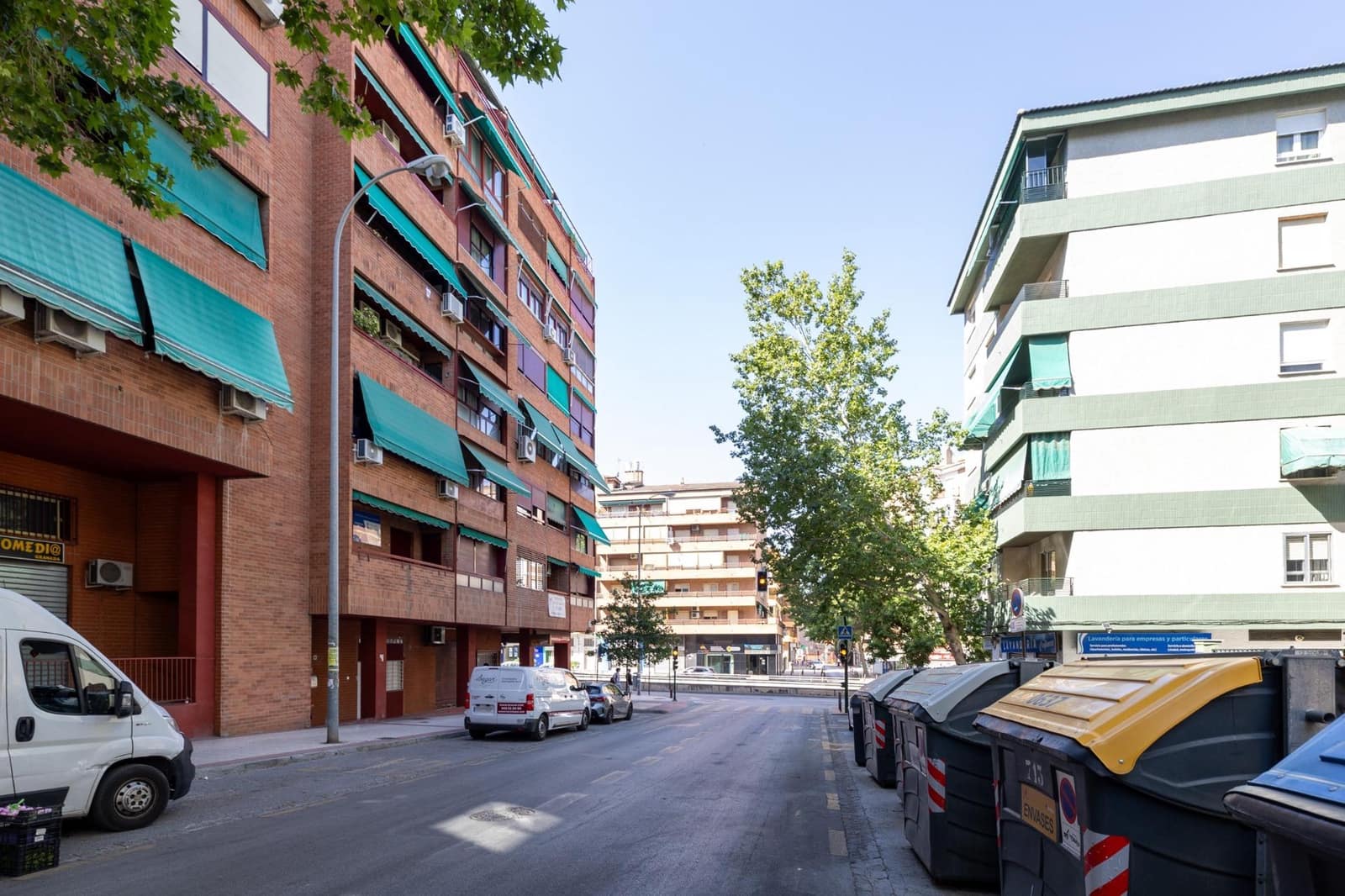 3 soveværelse Lejlighed til salg i Granada by med swimmingpool garage - € 380.000 (Ref: 9114331)