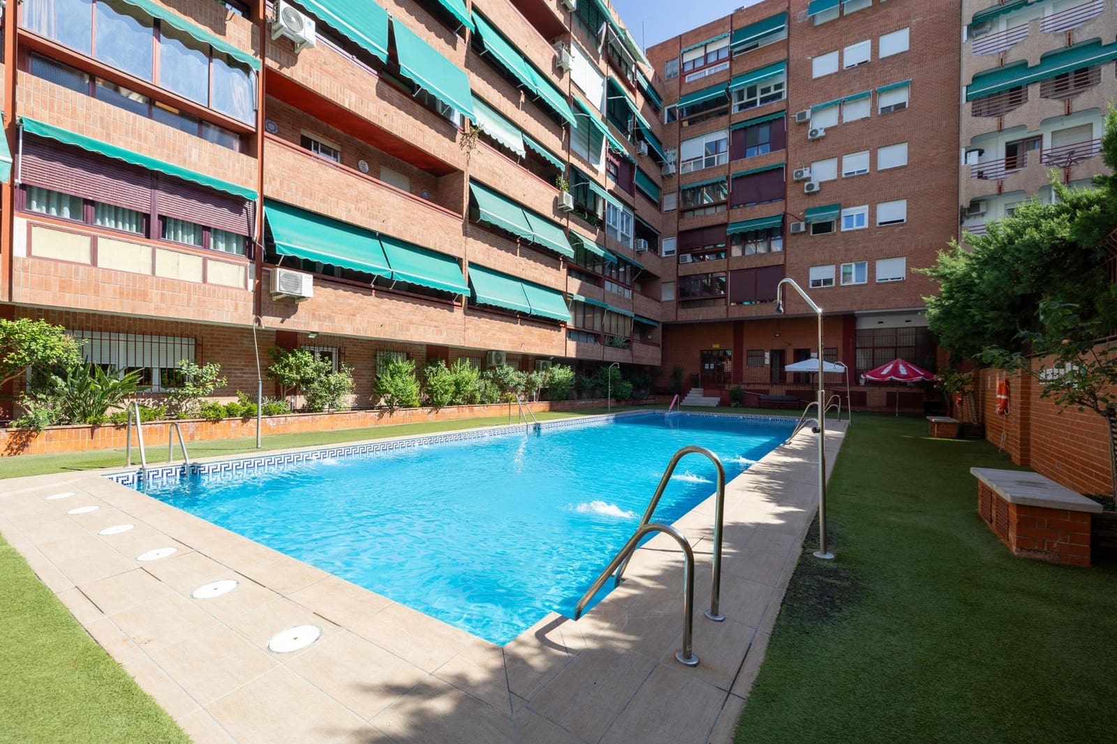 3 soveværelse Lejlighed til salg i Granada by med swimmingpool garage - € 380.000 (Ref: 9114331)