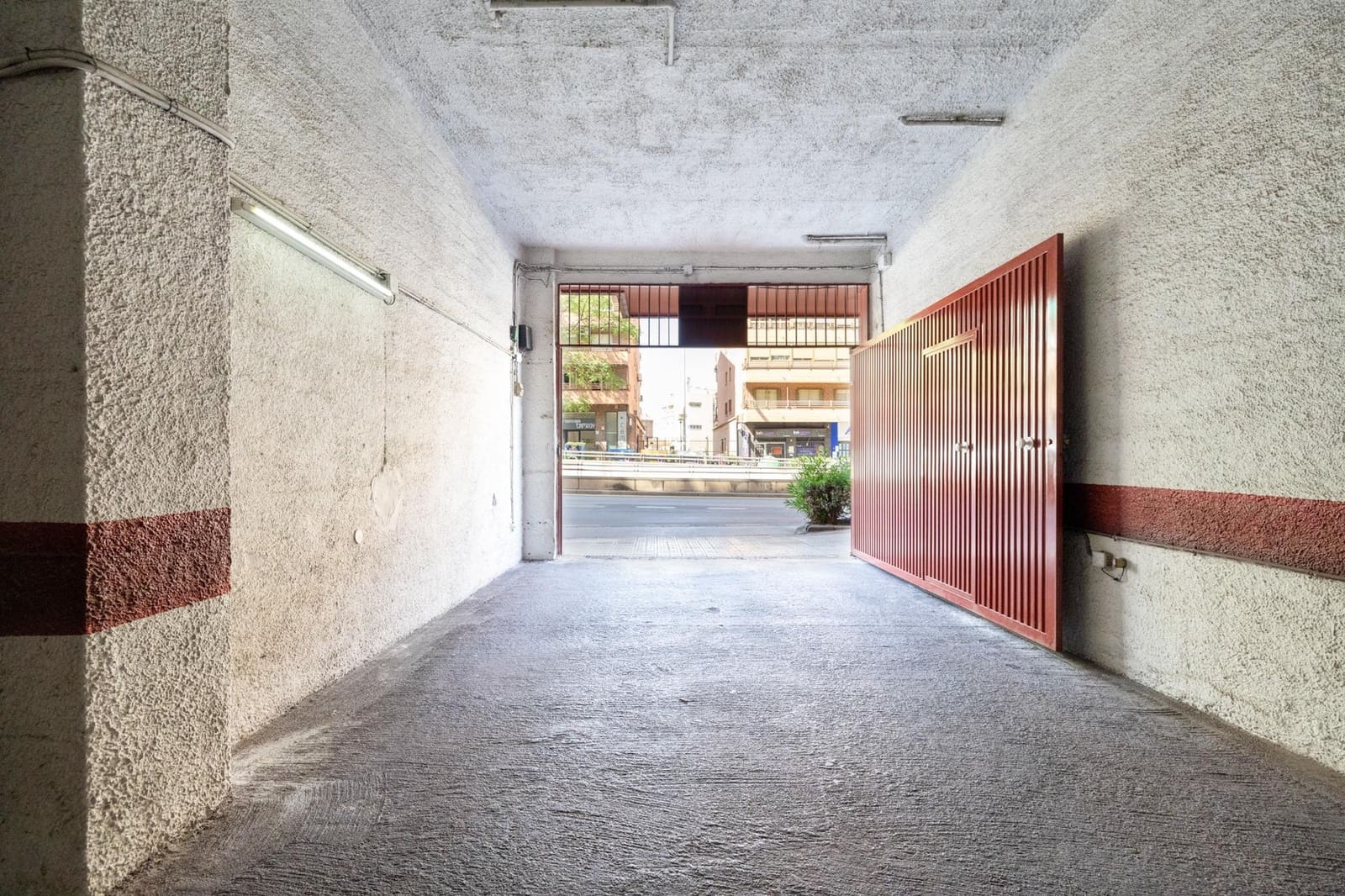 3 soveværelse Lejlighed til salg i Granada by med swimmingpool garage - € 380.000 (Ref: 9114331)