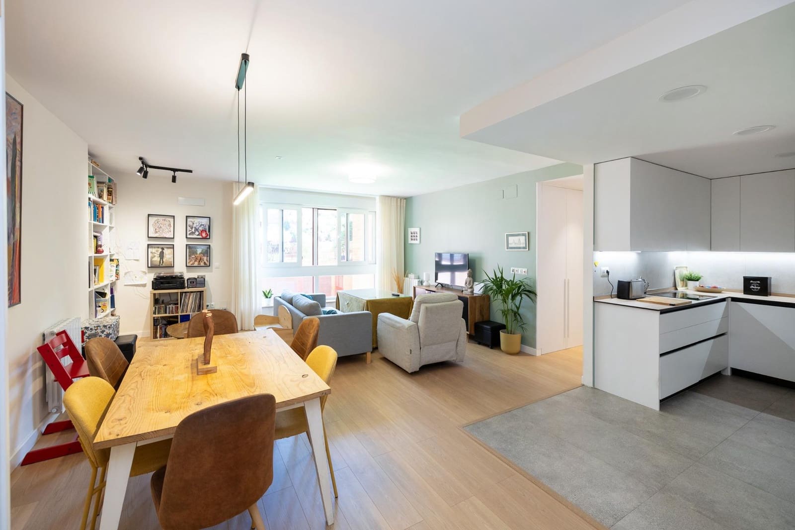 3 soveværelse Lejlighed til salg i Granada by med swimmingpool garage - € 380.000 (Ref: 9114331)