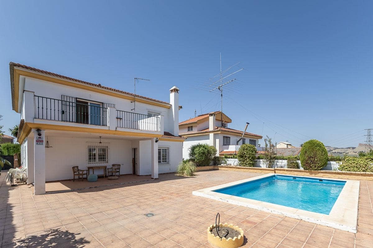 4 Zimmer Villa zu verkaufen in Peligros mit Pool Garage - 430.000 € (Ref: 9118943)