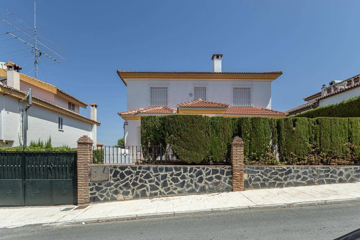 4 Zimmer Villa zu verkaufen in Peligros mit Pool Garage - 430.000 € (Ref: 9118943)