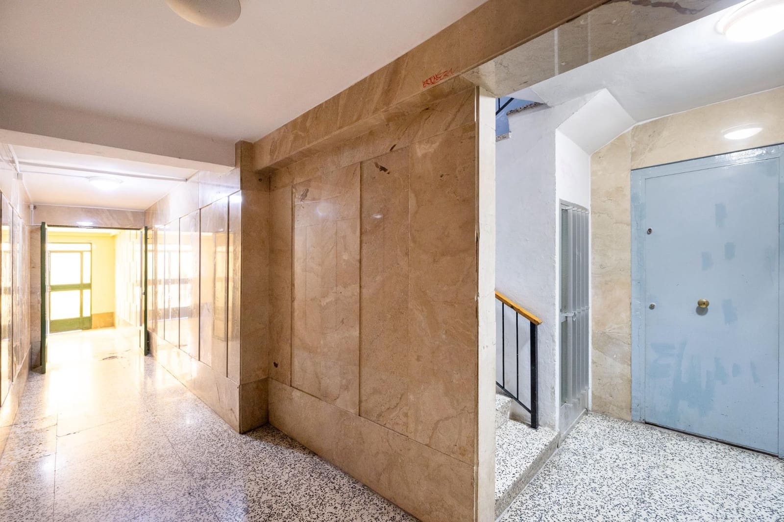 2 soveværelse Lejlighed til salg i Granada by - € 129.000 (Ref: 9125302)